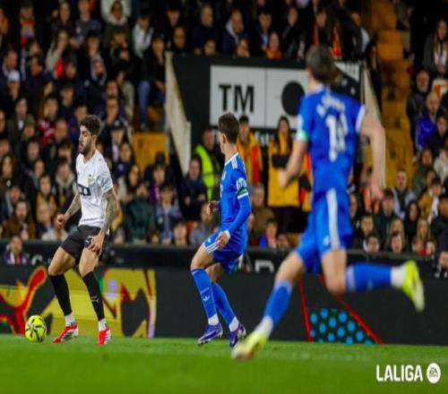 大黄蜂欧冠,次回合,战平塞维利,大发彩票网,中国大发彩票网官方,大发彩票网官网,大发彩票网首页